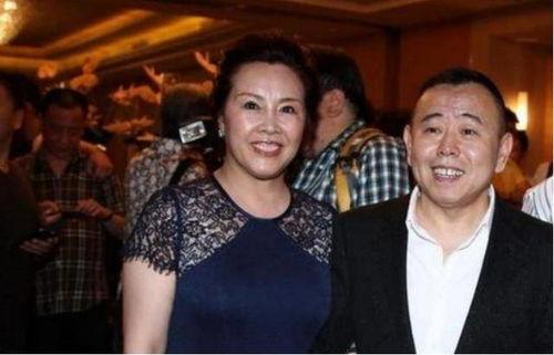 潘长江妻子爆料视频大全,揭秘明星夫妻背后的故事  第1张